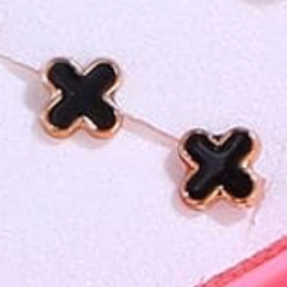 🍒4/$12 Black/Gold Criss Cross X Stud Earrings New - Picture 1 of 2